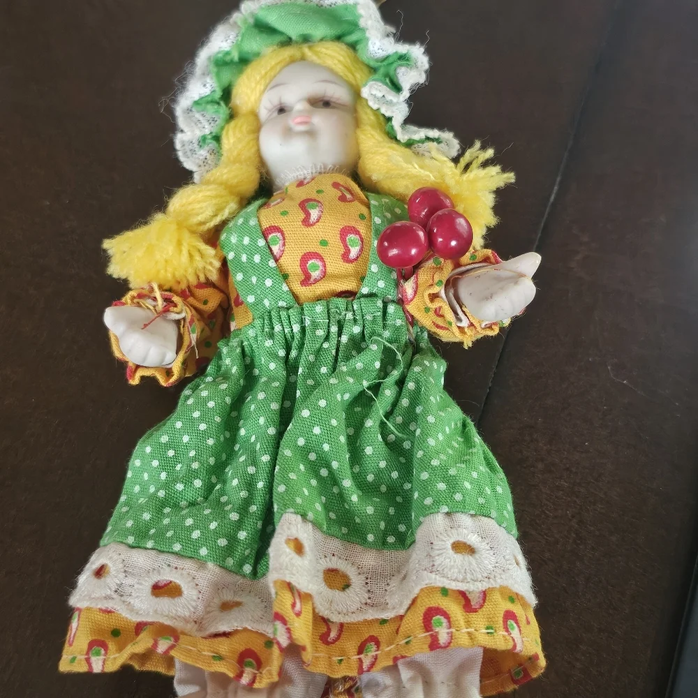 Vintage Porcelain Doll Christmas‎ Ornament Made In Taiwan 7